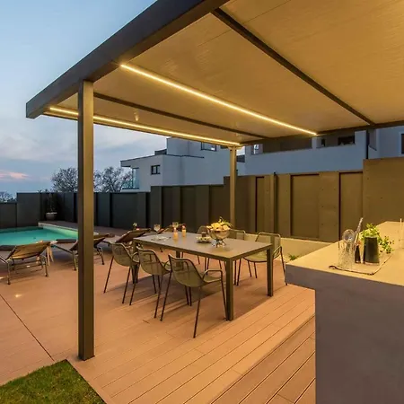 In - Istrien 40356 Villa Porec